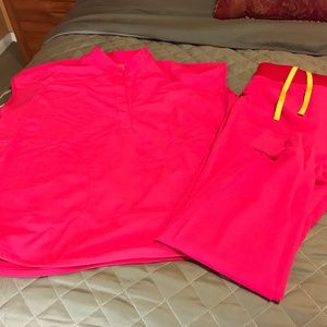 FIGS WOMEN SCRUB SETS